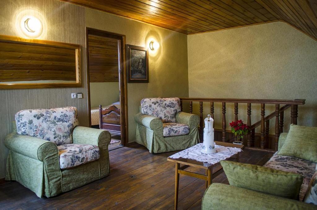 Milorava'S Guest House & Wine Cellar Телави Экстерьер фото